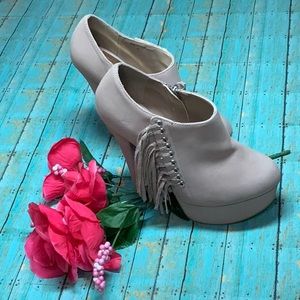 Tan Fringed Platform shoes by Shi
